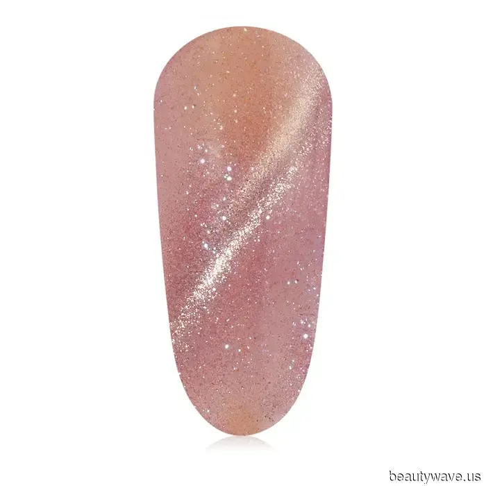 Forget Glazed Nails—My Friends and I Keep Requesting This Superior Chrome Mani at the Moment.