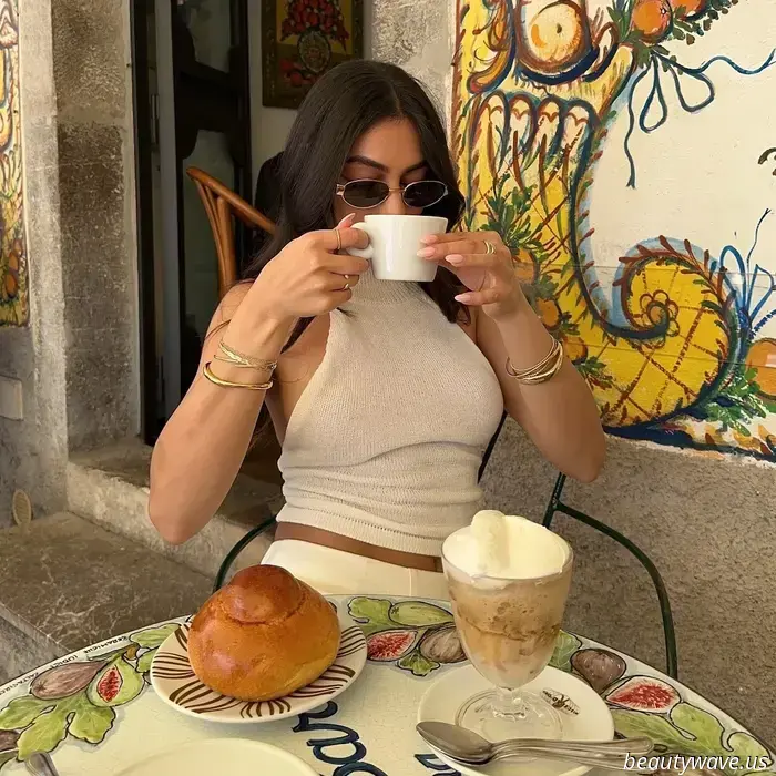 Diese bei Kultfans beliebte Körperpflegemarke hat ein neues hautglättendes Produkt auf den Markt gebracht, das nach einem italienischen Affogato duftet.