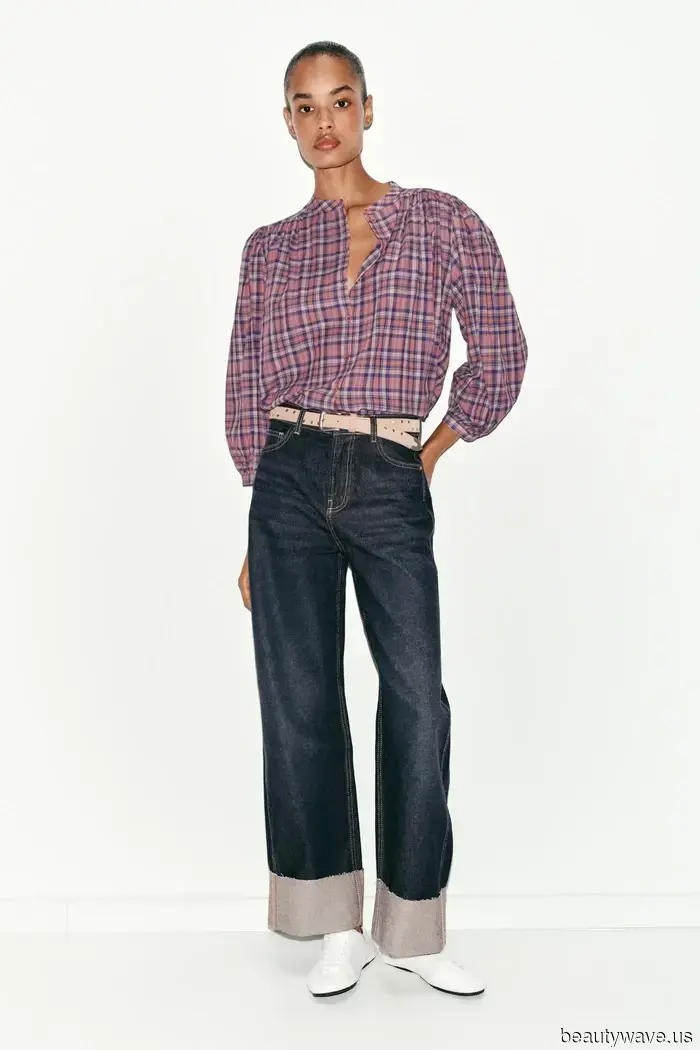 Zara has just confirmed it: These 5 blouse trends elevate the elegance of jeans, skirts, and linen trousers.