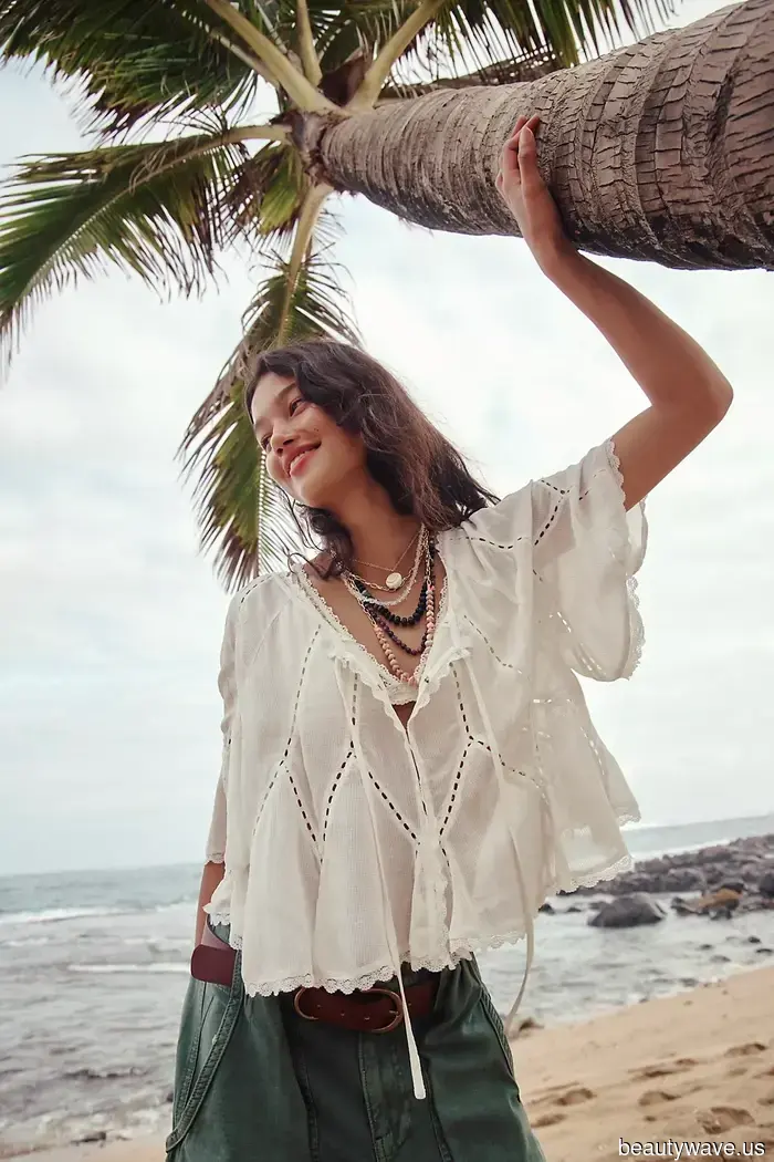 I Can't Help but Wear Blouses and Jeans This Summer—Here are the Styles That Receive the Most Compliments.