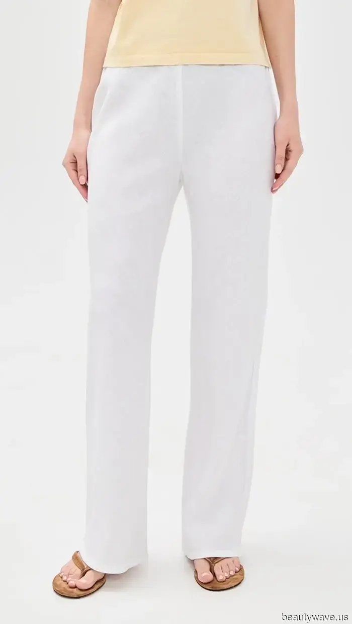 Not Jeans, Not Trousers—This Summer, NY It Girls Will Sport Flats With This Stylish Pant Trend.