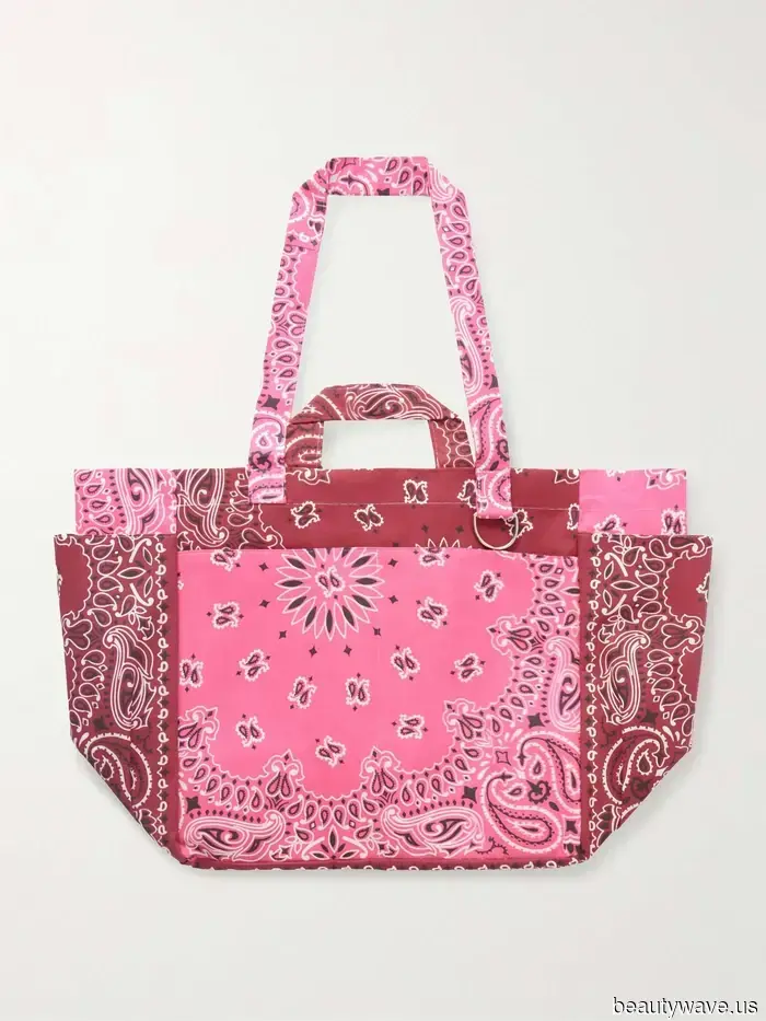 Der urlaubsbereite Druck, der in dieser Saison leise die Kleiderschränke der Modeleute erobert.