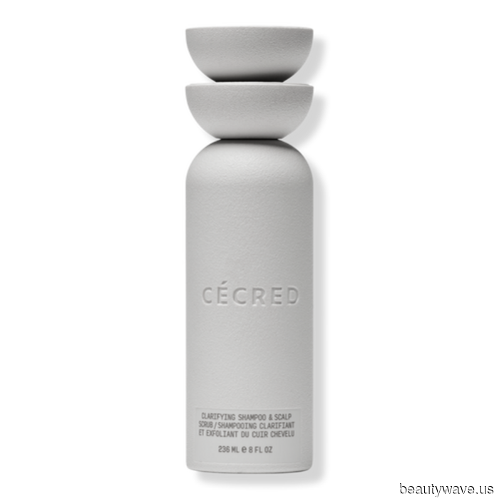 Isabella Briggs wore this French fragrance during the filming of The Summer I Turned Pretty (Denise would definitely approve).