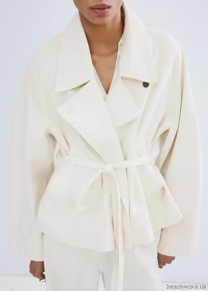 It's a fact: Stylish women in London, Paris, and NYC are currently donning jackets in these trendy colors.