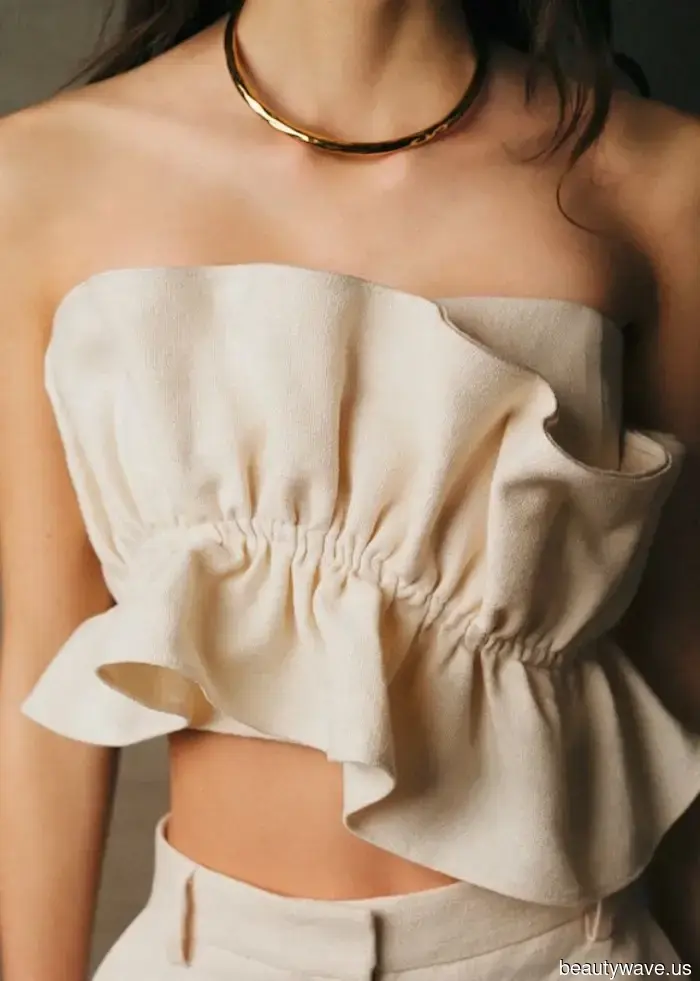 How to Style a Tube Top This Summer for a Chic, Modern Look