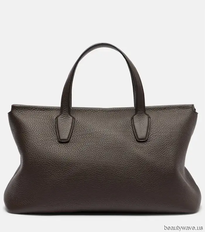 As a Shopping Director, I often discuss bags—here are the stunning styles that capture my attention.