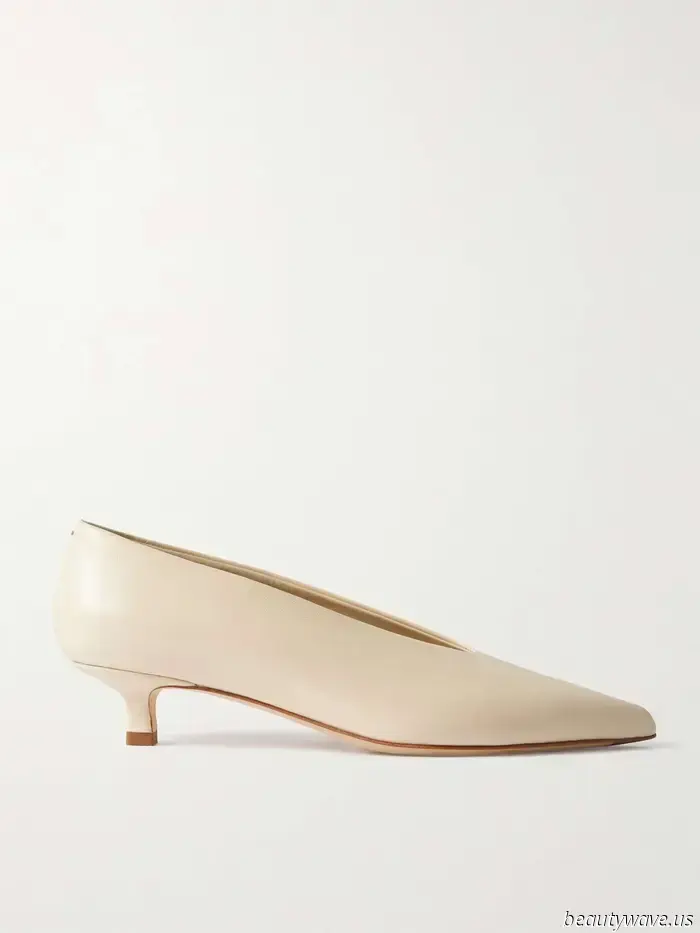 Attention: This Stylish Shoe Trend Will Take Over Sandals in Just 3 Weeks.