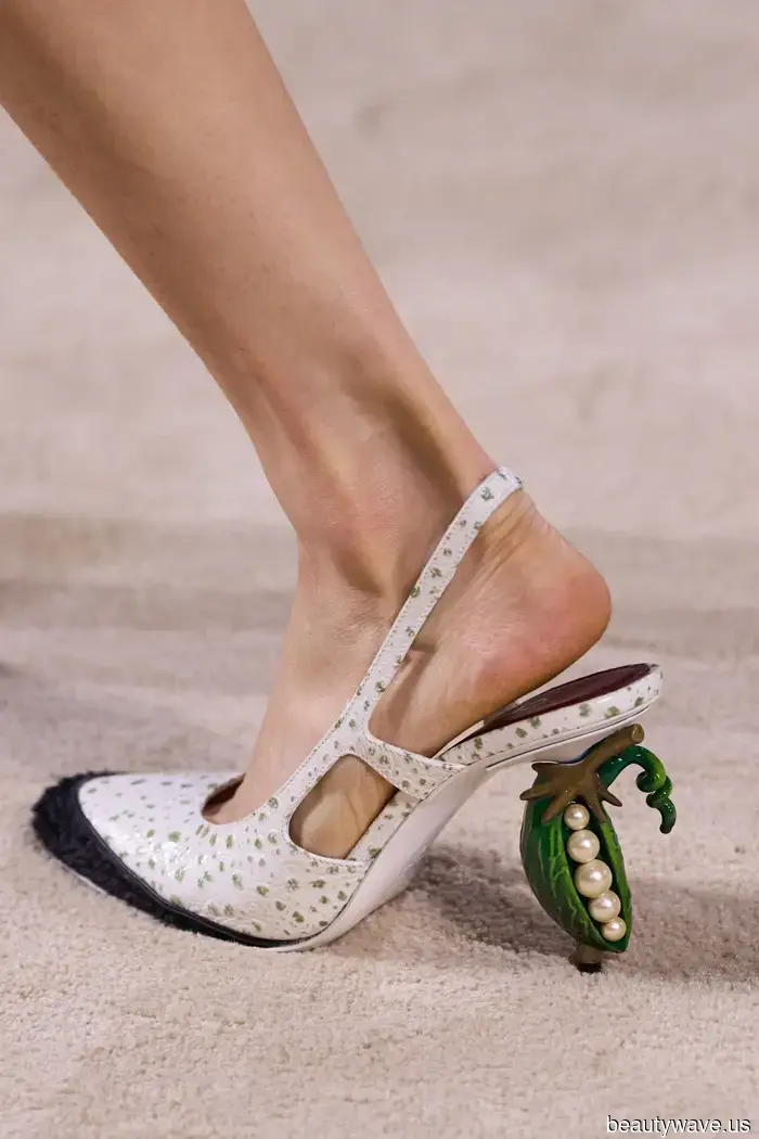Chanel! Dior! Schiaparelli! Hier ist alles, was Sie von der Pariser Haute Couture Woche sehen müssen.