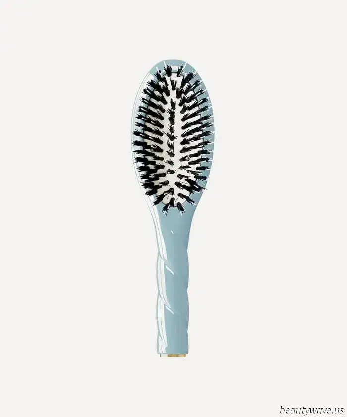 Apologies Labubu, this French hairbrush is the most stylish handbag accessory favored by fashionistas.