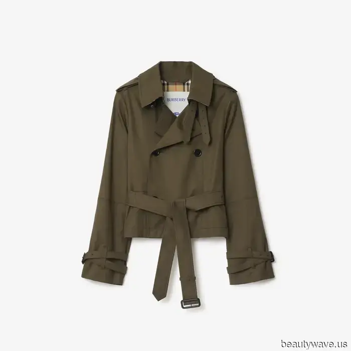 Minimalists Adore This Overlooked Neutral Hue That Elevates Summer Attire, Giving It an Elegant and Luxurious Look.