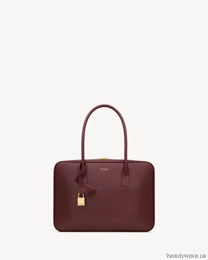 So che hai un gusto classico se stai portando questa borsa senza tempo.