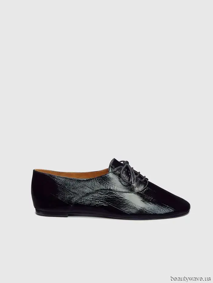 I’ve Conducted the Research—Based on the Runways, These 6 Autumn Shoe Trends Will Be Ubiquitous.
