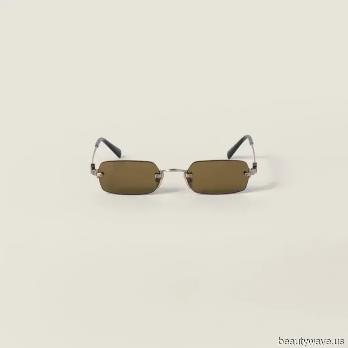 Если вы собираетесь носить леггинсы осенью 2025 года, вот 7 невероятно стильных нарядов, которые стоит скопировать