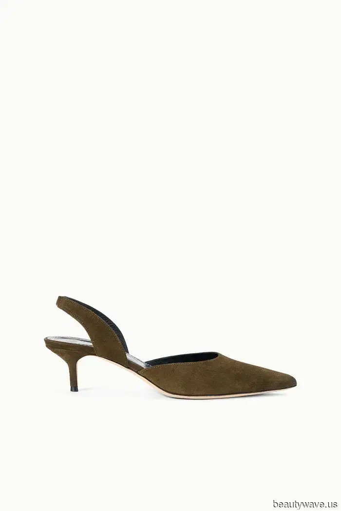 Regardless of whether I’m in New York or Paris, I never regret donning these five sophisticated outfits.