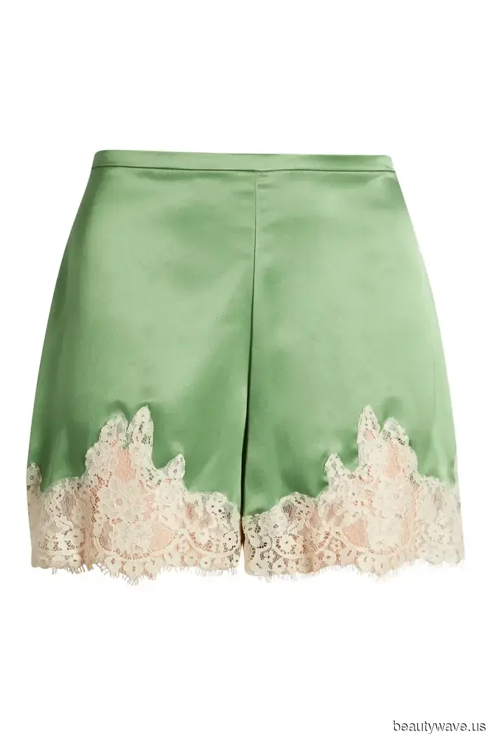 How to Stand Out While Wearing Lace-Trimmed Shorts in 2026