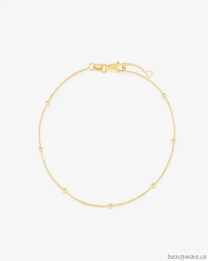 20 Waterproof Jewelry Items You’ll Spot on Every Trendy Beachgoer, from Miami to Mallorca