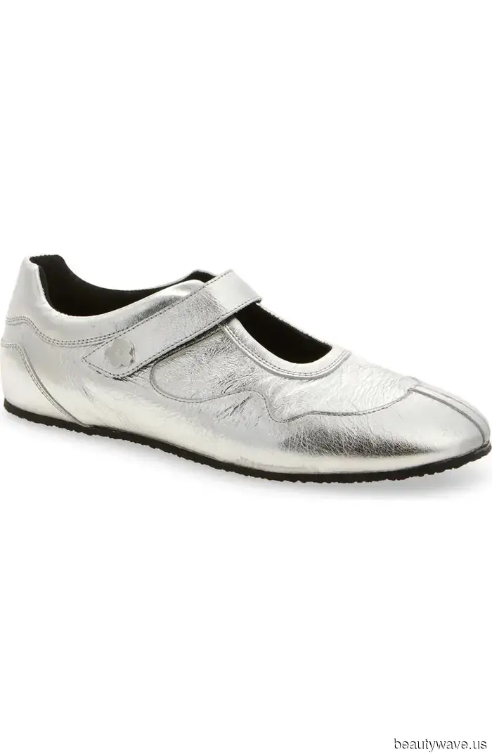 La scarpa cult di Tory Burch che ogni persona di moda indossa nel 2026