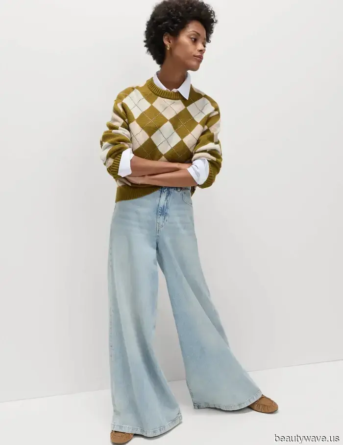 Nicht schmal, nicht weit&mdash;das sind die M&S Jeans, die schicke Frauen den ganzen Frühling über mit Blusen tragen werden.