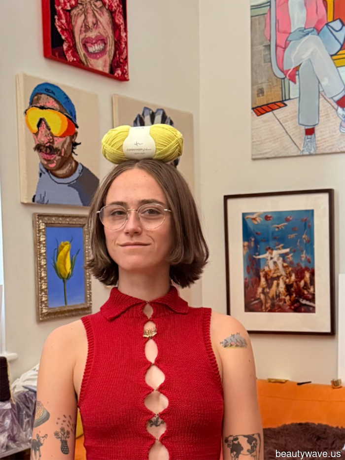 What Gen Z’s Trendiest Editors, Stylists, and Creatives Are Giving (and Receiving) This Holiday Season