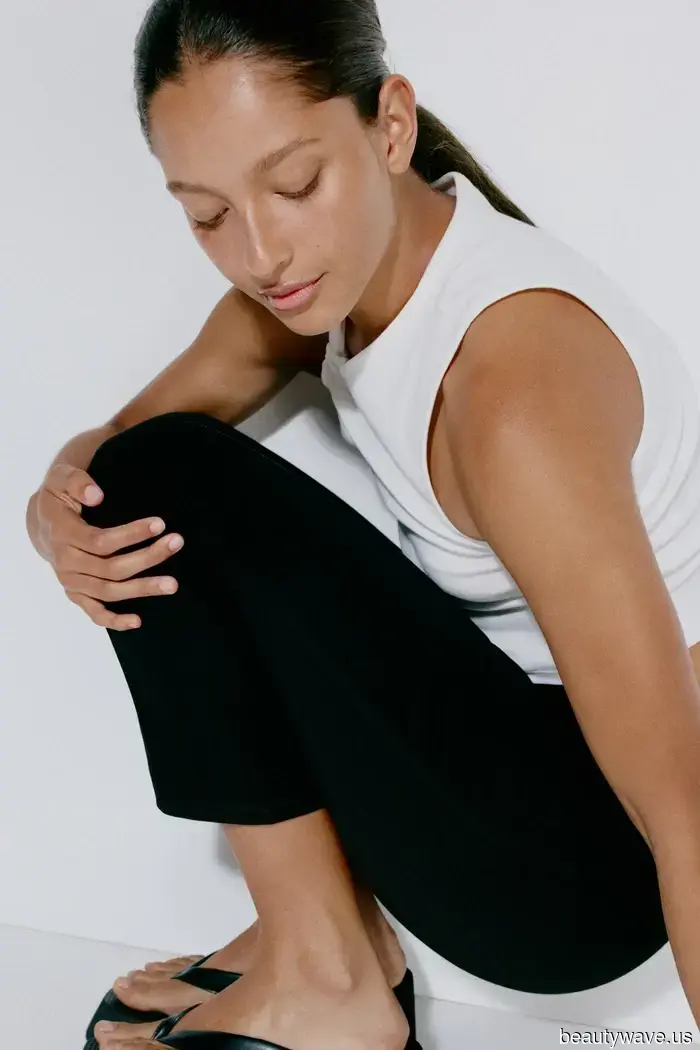 I’m Encircled by Fashionable Women—Here’s the New Outfit Formula They’re Now Adopting.