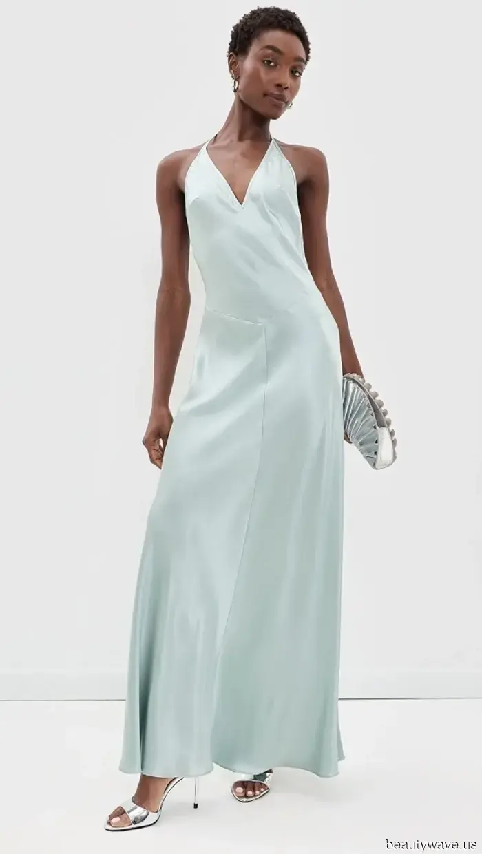 Si quieres lucir rica en un vestido maxi a los 50, J.Lo acaba de usar la tendencia de zapatos que funciona cada vez.