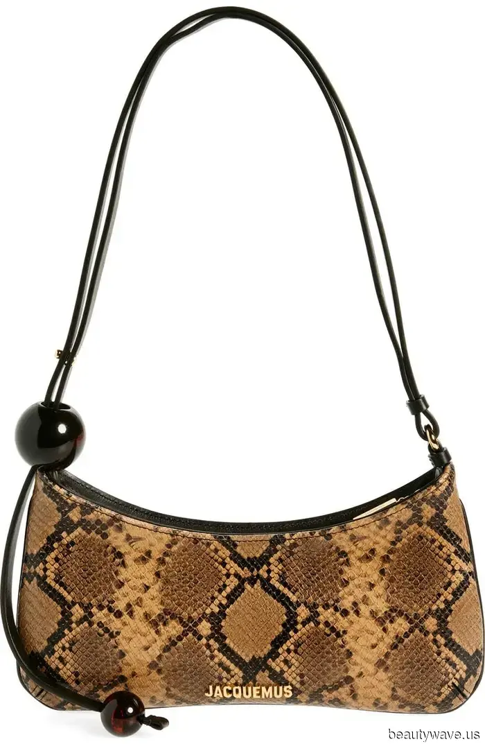 Es ist da: Ihr Leitfaden zu den 10 wichtigsten Modeartikeln, die Sie diesen August kaufen sollten.