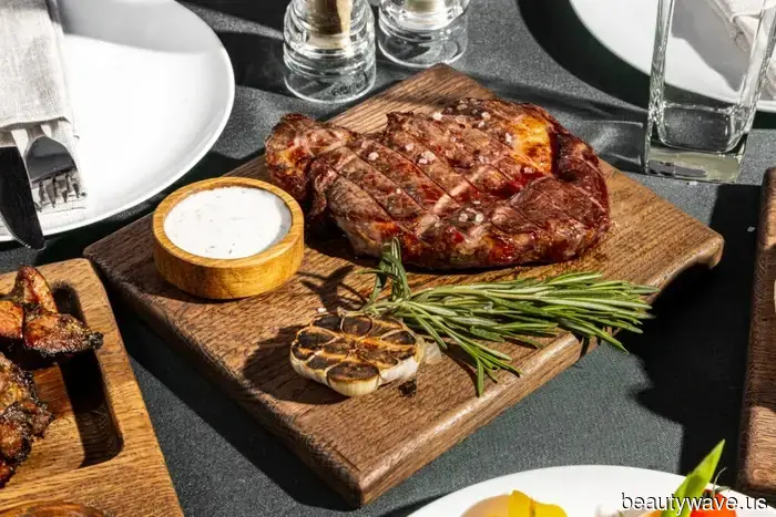CoolClever has introduced an exclusive grill collection for the barbecue season.
