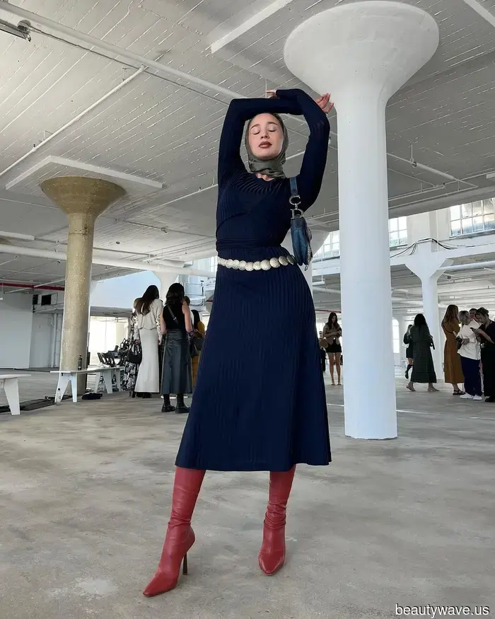 Das ist der dezente Kleid-Trend, den jeder im Winter mit Stiefeln trägt.