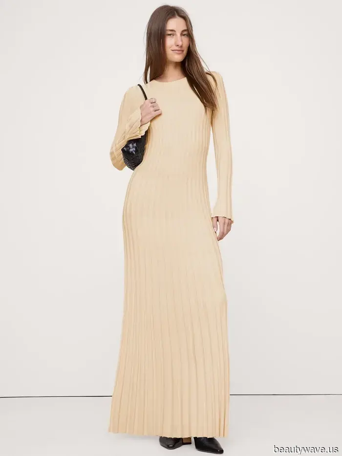 Banana Republic's Fall Collection has just been released, and I was astonished—these new pieces are truly impressive.