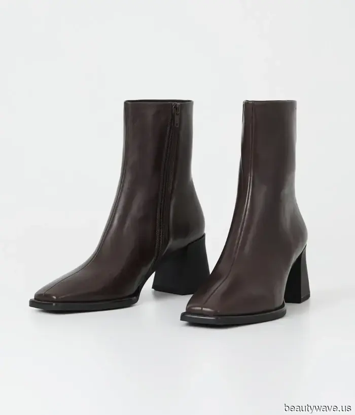 Apologies, but celebrities from the '90s excelled at autumn fashion—here are 7 outfits featuring jeans that demonstrate it.