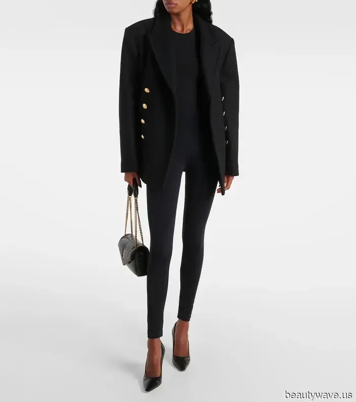 Pause die Trainer&mdash;Das ist der von kleinen Mädchen genehmigte Schuhtrend, den man diese Saison mit Leggings tragen sollte.