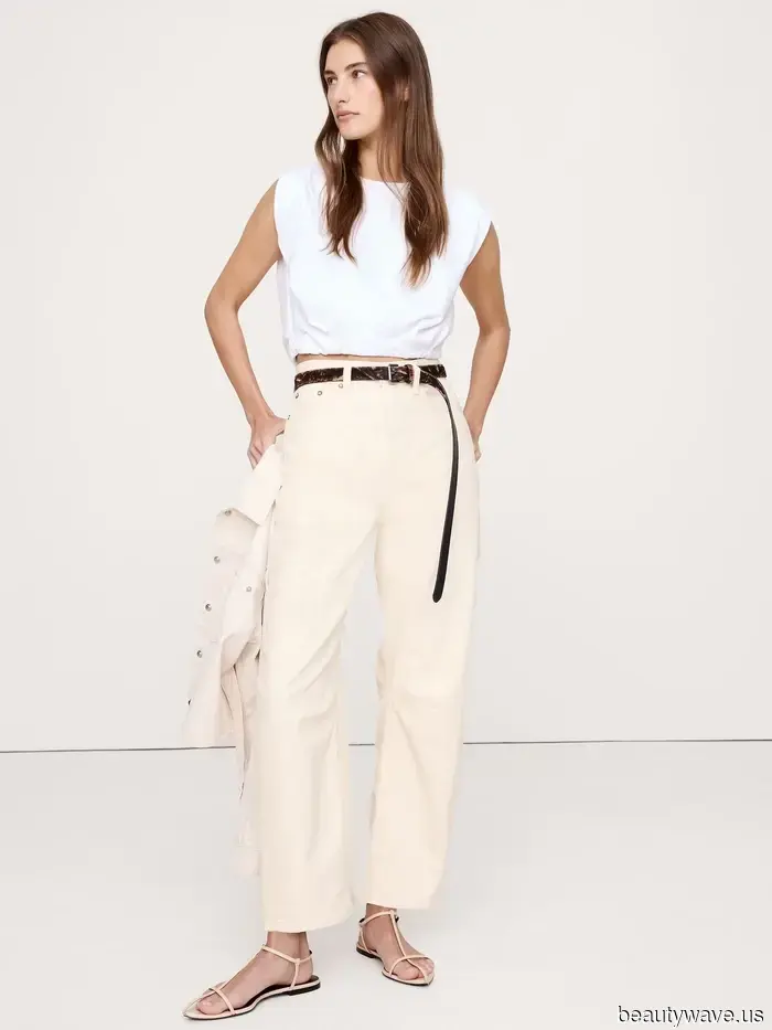 Если вы любите Banana Republic, сейчас ваше время сиять&mdash;получите скидку 40% на распродаже для друзей и семьи