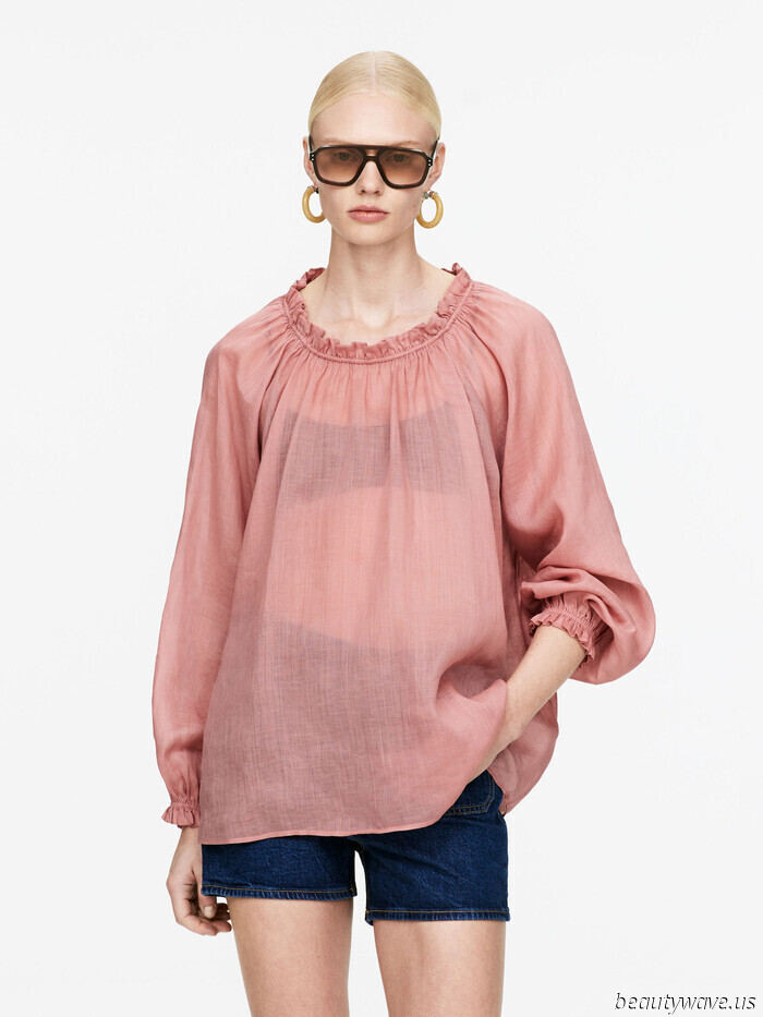 Apologies, tank tops—this summer I'll only be wearing lovely blouses paired with my shorts, skirts, and linen trousers.