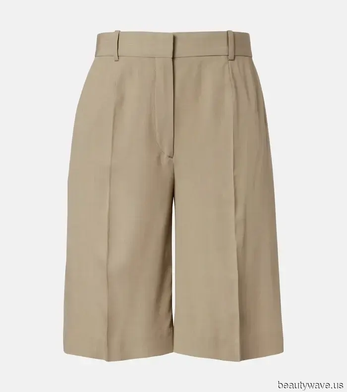 Women in their 50s are in agreement—this is the most chic shorts trend of the summer.