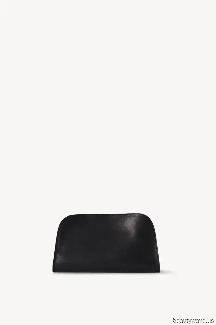 The Row's sold-out flats are now back in stock—and they're set to be a trend this autumn.