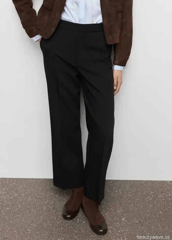 Я расстаюсь с черными брюками и провожу осень в этом богатом тренде цвета брюк вместо этого.