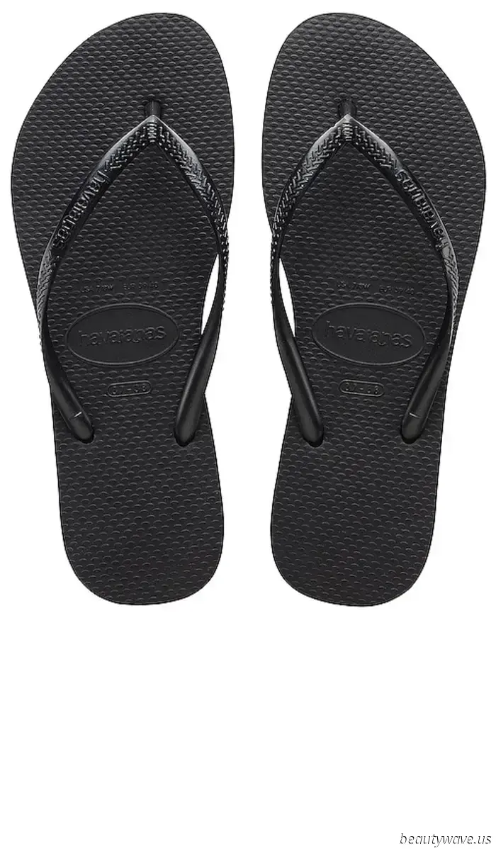 This pant style paired with flip-flops forms the most stylish combination we've encountered all summer.