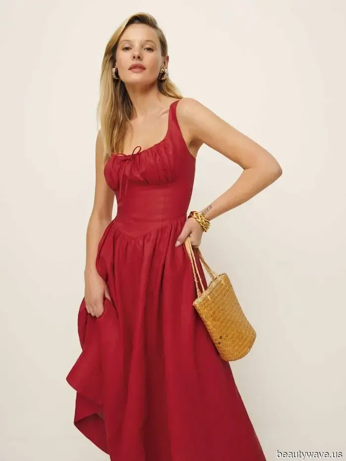 As a particular 4'11" Fashion Editor, here are 16 dresses I truly recommend for petite individuals.