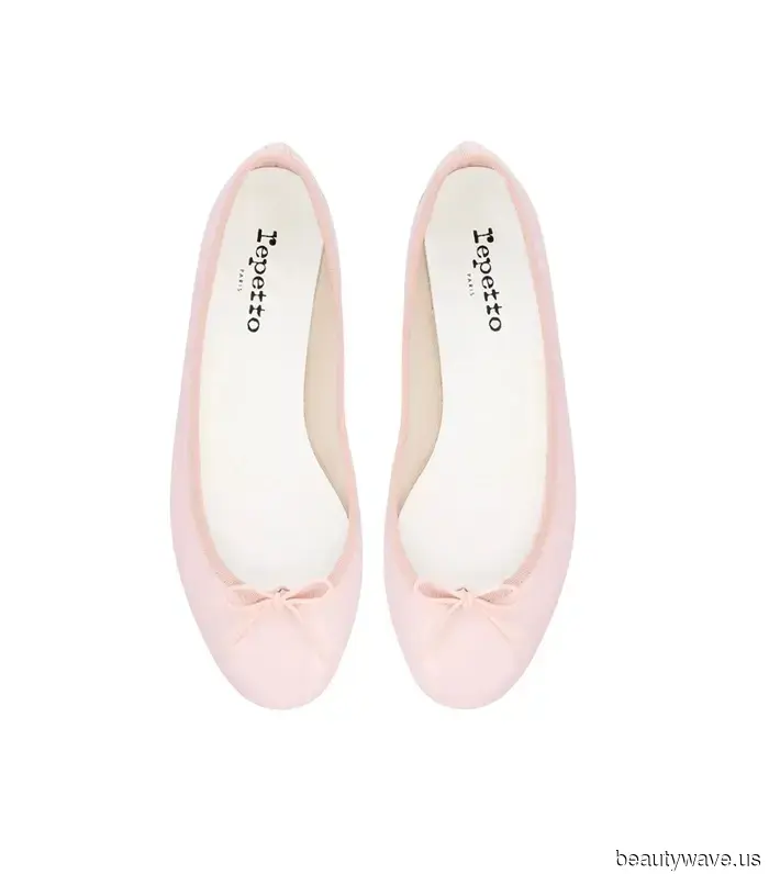 Avvistate a Tribeca e Beverly Hills: I 2025 Modi in cui le It Girl della Gen Z Indossano le Ballerine