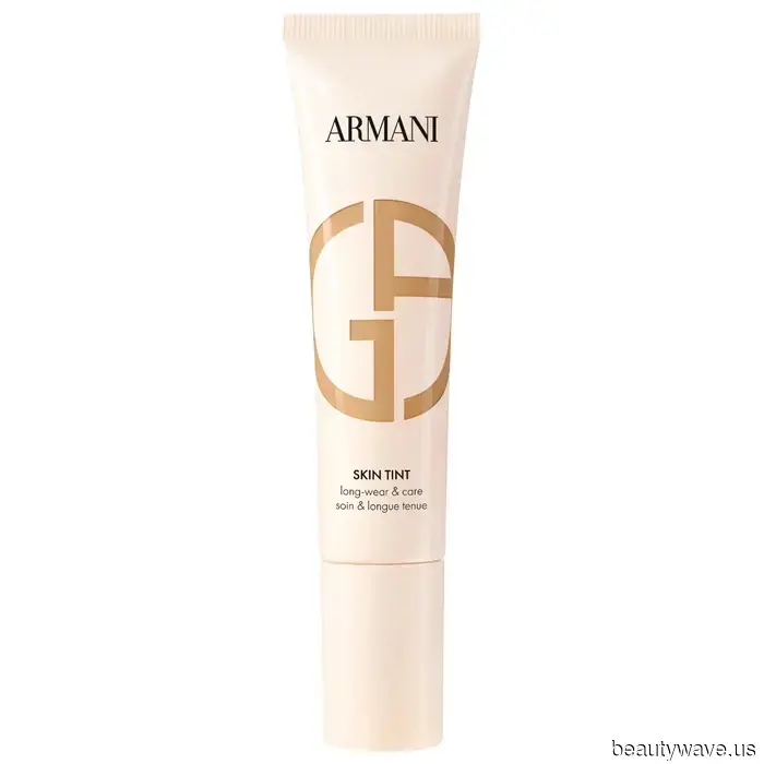 Bridgerton actress Yerin Ha swears by this toner that minimizes pores for a radiant, glass-like complexion.