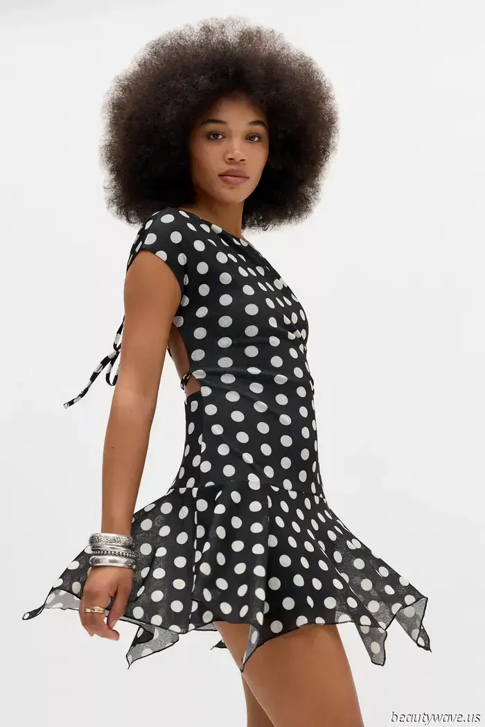 Seen in Paris: The Most Beautiful Dress-and-Shoe Pairing You'll Encounter This Summer