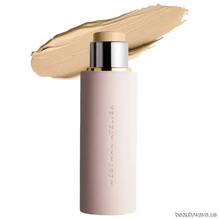 Kelly Rutherford è la regina degli iconici selfie in ascensore&mdash;Questi sono i prodotti di bellezza nascosti nella sua Birkin