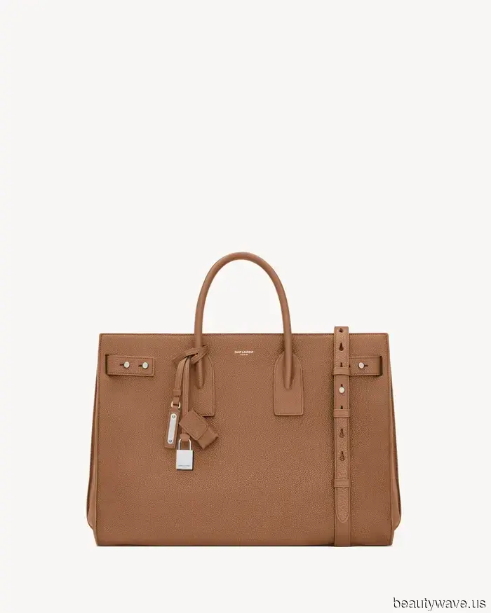 So che hai un gusto classico se stai portando questa borsa senza tempo.