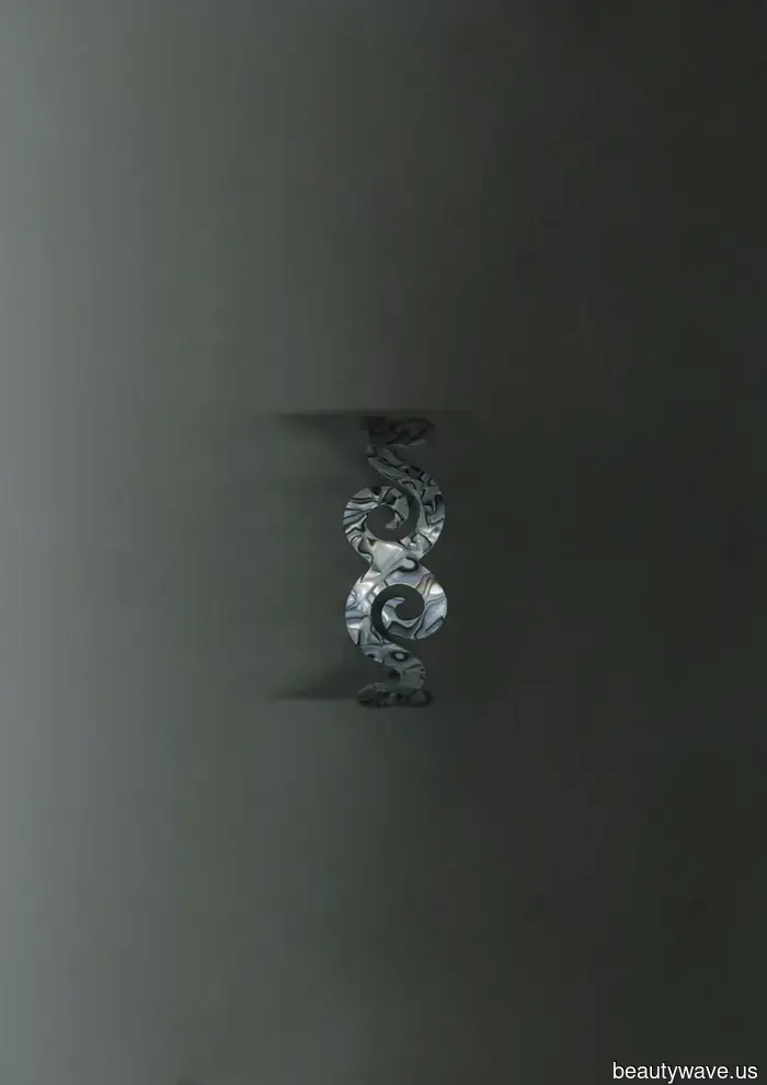 29 Distinctive Up-and-Coming Fashion Brands I Found in 2025