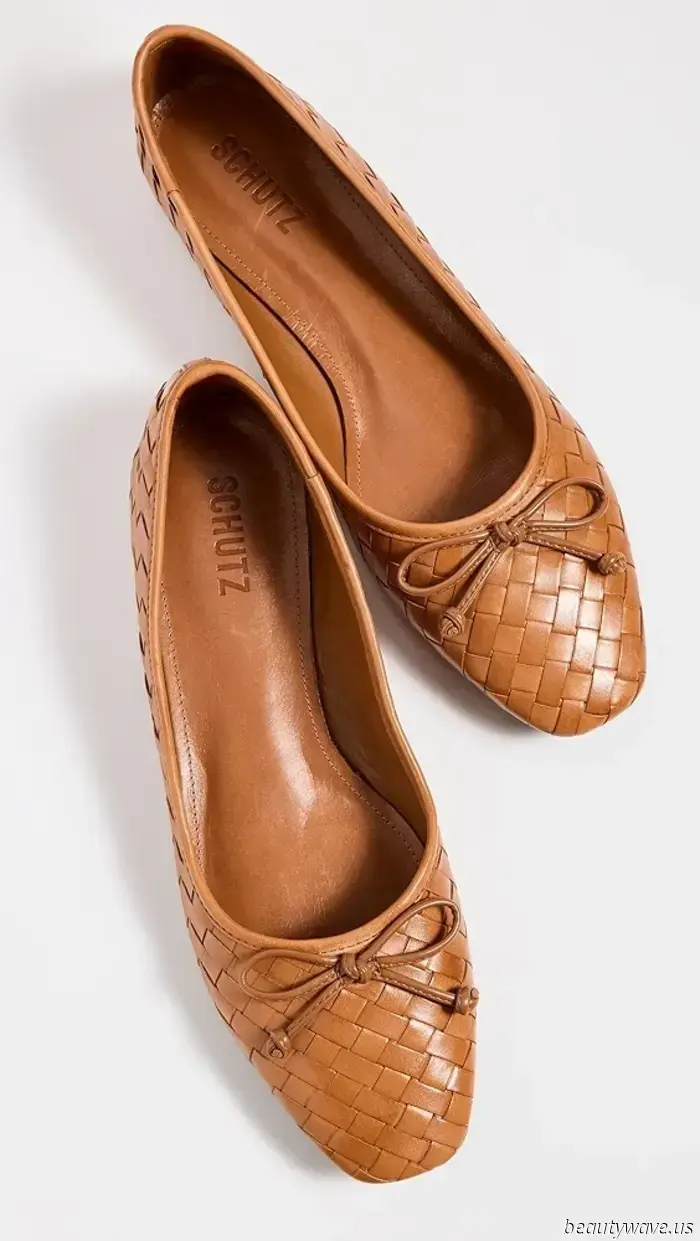 The Three Denim Fits That Still Pair Well With Ballet Flats