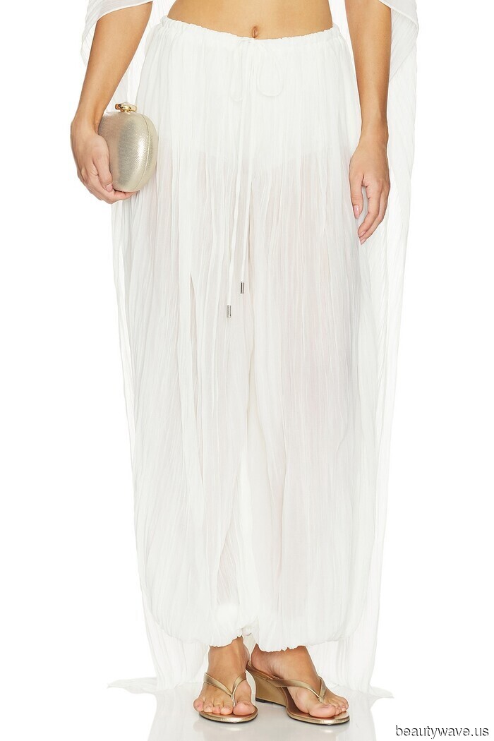 If you want to look stylish (not corny) this 4th of July weekend, opt for this, this, or this.