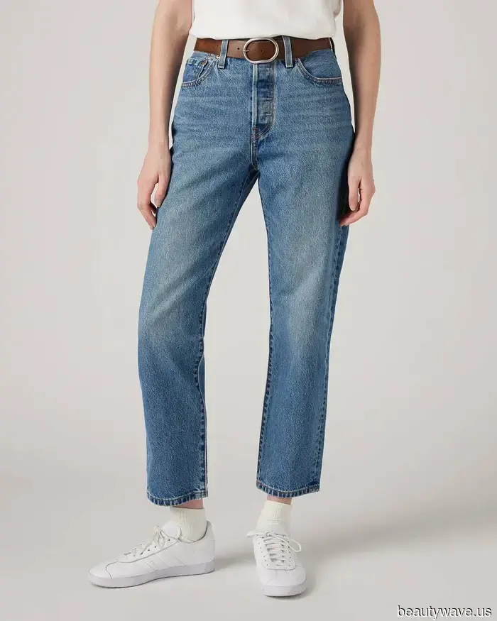 5 Conjuntos de Denim Chic para el Final del Verano que Te Harán Lucir como una Persona de Moda