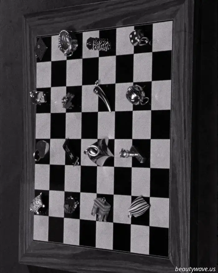 L'ultima uscita del 2026 di Celine è pura gioia, e gli accessori sono così divertenti.