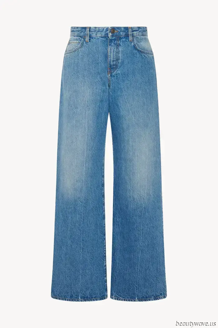 Kylie Jenner has just announced that this "outdated" denim trend is still relevant— but only when styled *this* way.