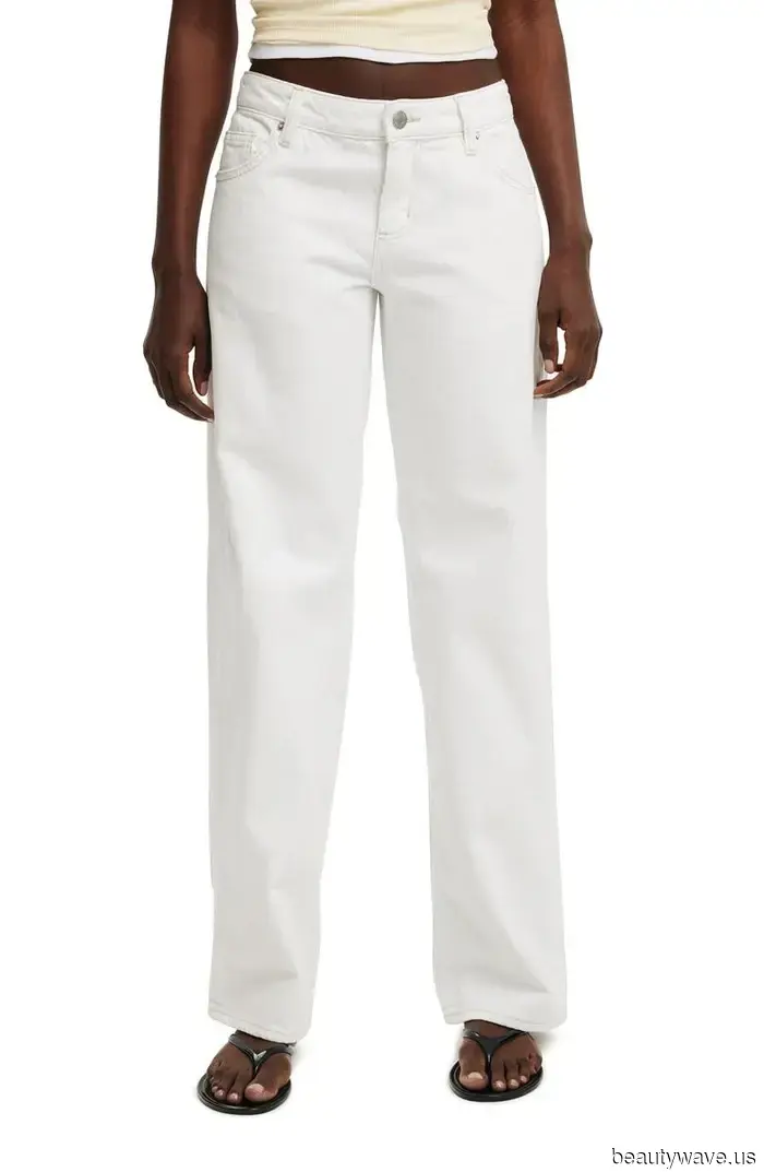 From Sweden to London: The Unexpected Jeans Color That Europeans Are Choosing This Fall